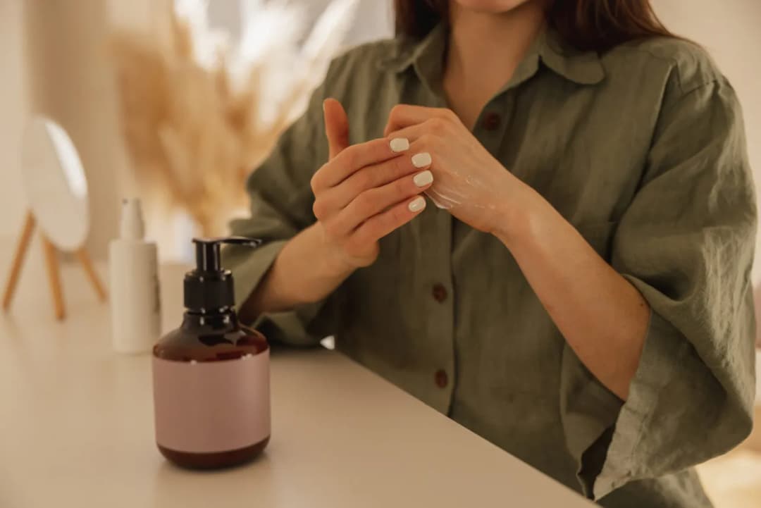 Jak leczyć uczulenie na kosmetyki? Skuteczne metody i porady dermatologów